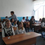 Классный час 7 класс.  Вручение памяток родителям и детям  по безопасности на дорогах